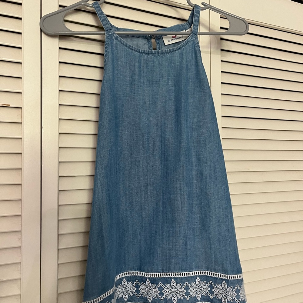 Vineyard Vines Light Blue Denim Top with white embroidery